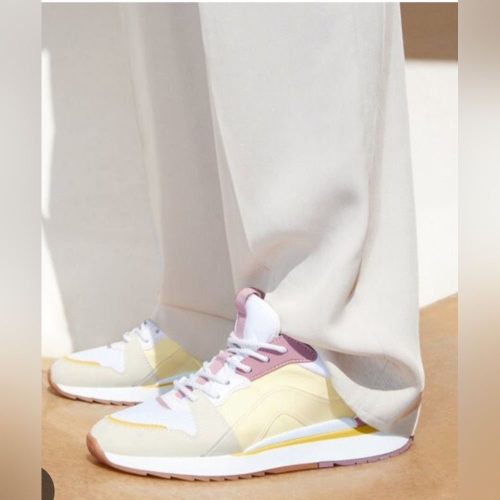 Stylish Women's Sneakers in Yellow and White